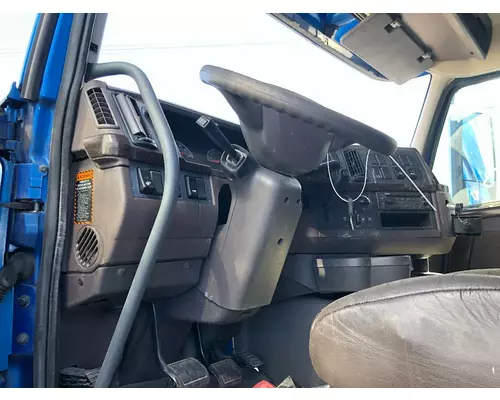 Volvo VNL Steering Column