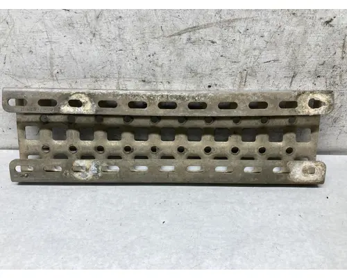Volvo VNL Step (Fuel Tank, Fairing