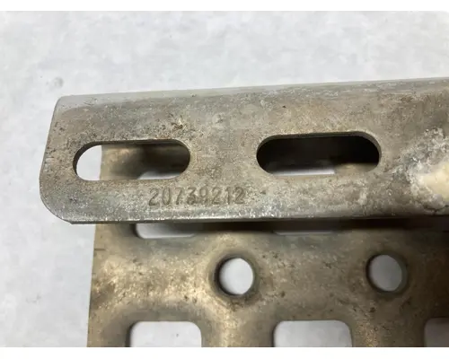 Volvo VNL Step (Fuel Tank, Fairing