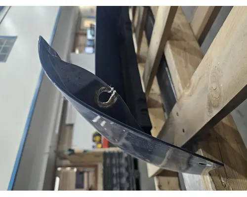 Volvo VNL Sun Visor (Exterior)