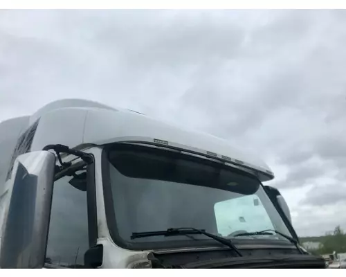 Volvo VNL Sun Visor (Exterior)