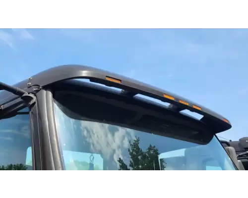 Volvo VNL Sun Visor (External)