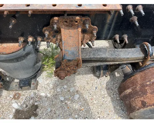 Volvo VNL Suspension