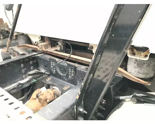 Volvo VNL Suspension