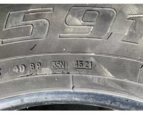 Volvo VNL Tires