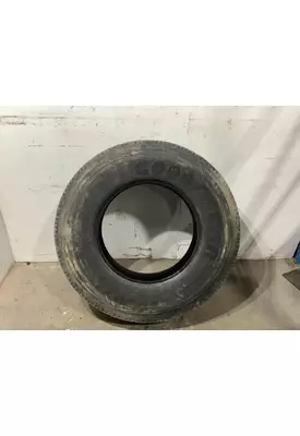 Volvo VNL Tires