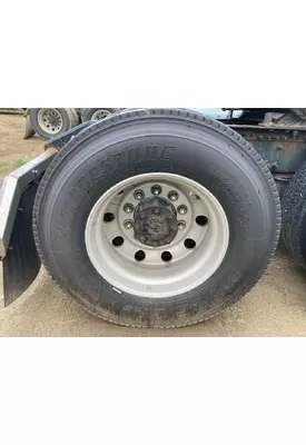 Volvo VNL Tires