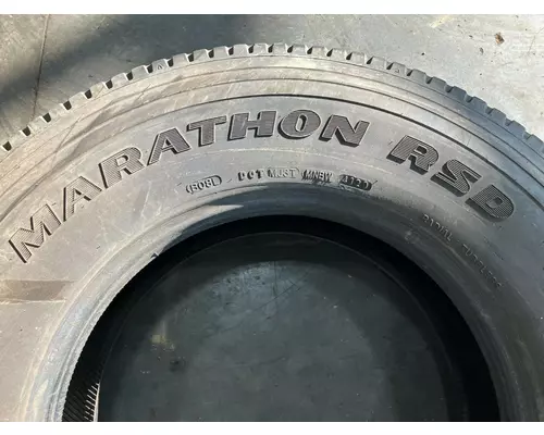 Volvo VNL Tires