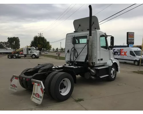 Volvo VNL Truck