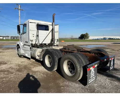 Volvo VNL Truck