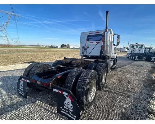 Volvo VNL Truck