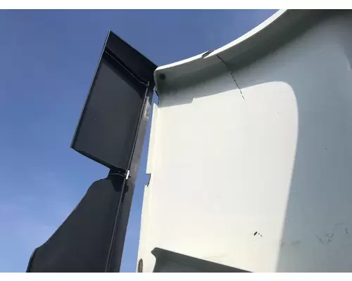 Volvo VNL Wind Deflector