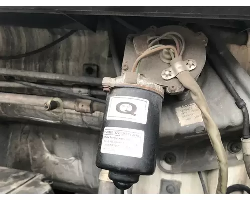 Volvo VNL Wiper Motor, Windshield