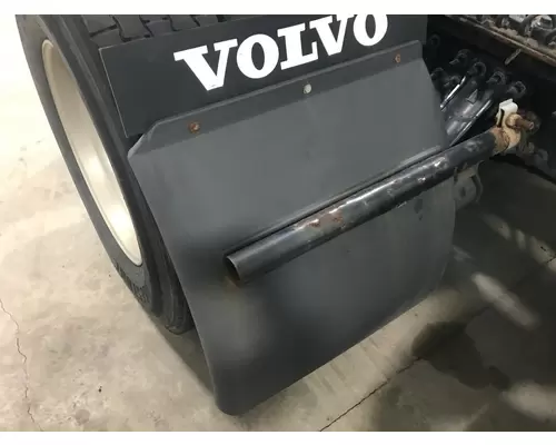 Volvo VNM Accessory Fender