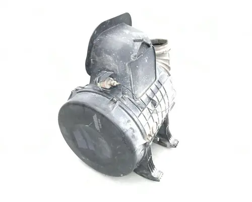 Volvo VNM Air Cleaner