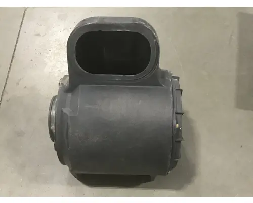 Volvo VNM Air Cleaner