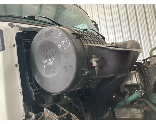 Volvo VNM Air Cleaner