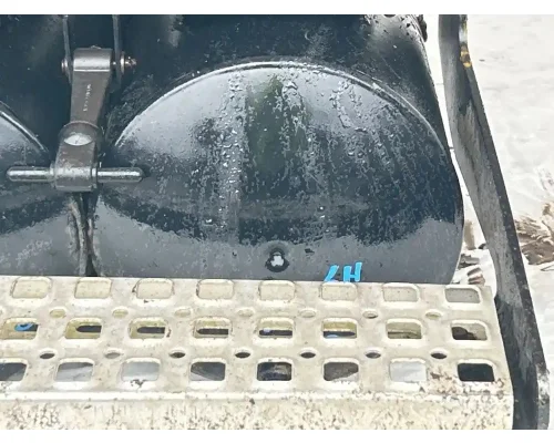 Volvo VNM Air Tank