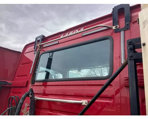 Volvo VNM Back Glass