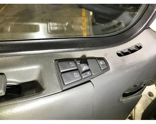 Volvo VNM Body, Misc. Parts