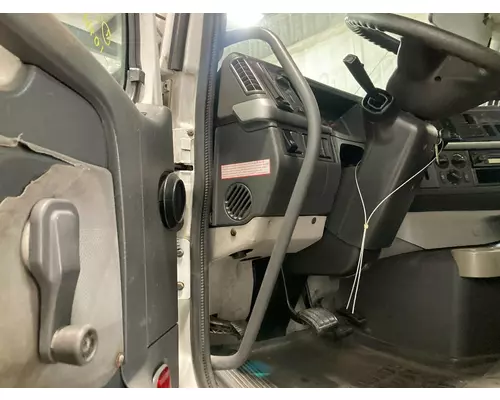 Volvo VNM Body, Misc. Parts