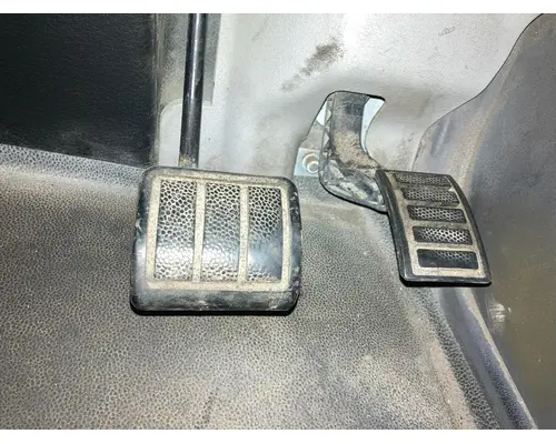 Volvo VNM Body, Misc. Parts