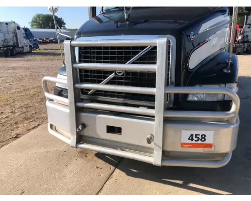 Volvo VNM Bumper Assembly, Front