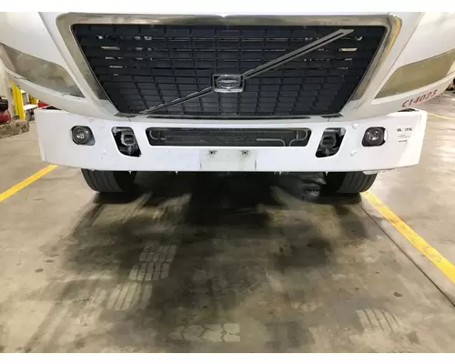 Volvo VNM Bumper Assembly, Front