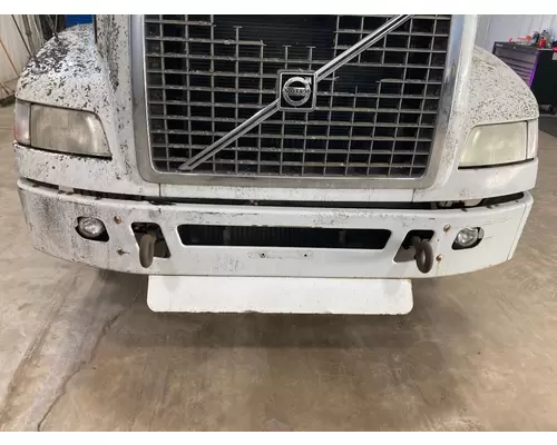Volvo VNM Bumper Assembly, Front