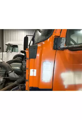 Volvo VNM Cowl