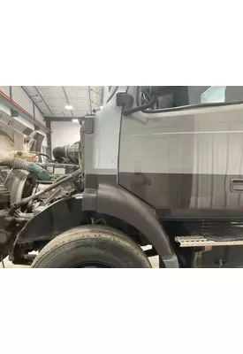 Volvo VNM Cowl