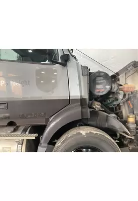 Volvo VNM Cowl