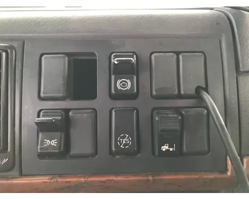 Volvo VNM Dash Panel