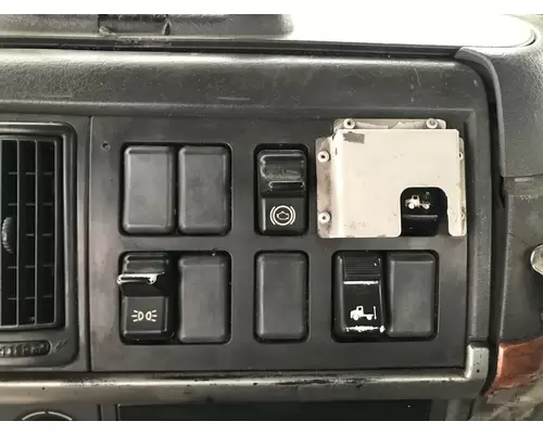 Volvo VNM Dash Panel