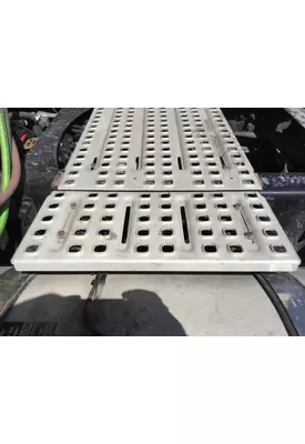 Volvo VNM Deckplate