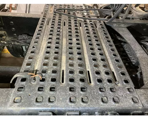 Volvo VNM Deckplate