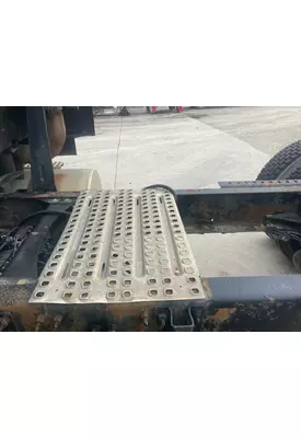 Volvo VNM Deckplate