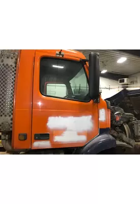 Volvo VNM Door Assembly, Front