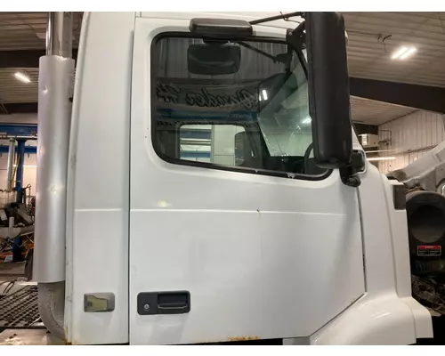 Volvo VNM Door Assembly, Front