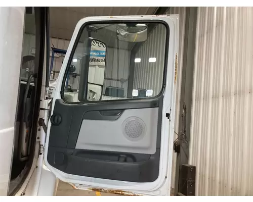 Volvo VNM Door Assembly, Front