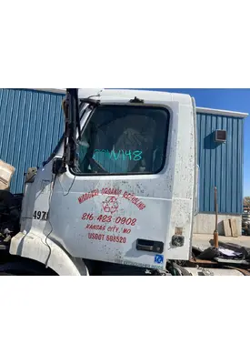 Volvo VNM Door Assembly, Front