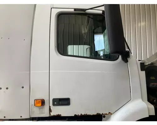 Volvo VNM Door Assembly, Front