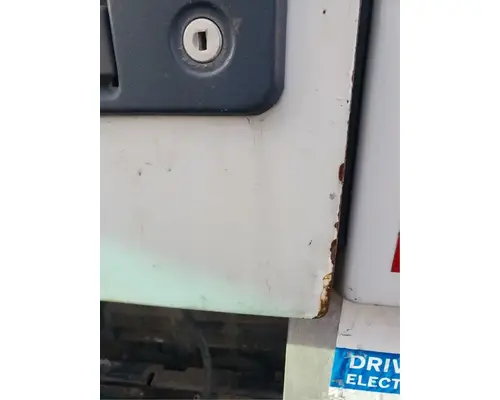 Volvo VNM Door Assembly, Front