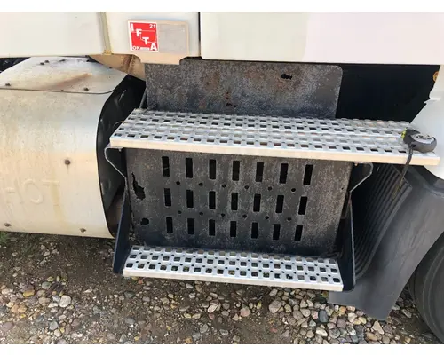 Volvo VNM Engine Brackets, Misc.