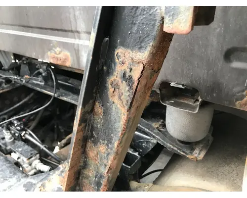 Volvo VNM Exhaust Assembly