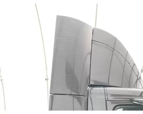 Volvo VNM Fairing (Side)