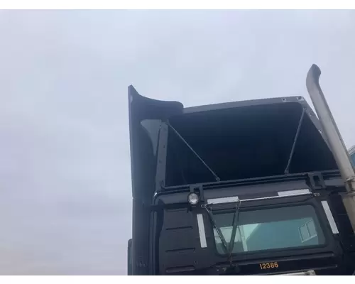 Volvo VNM Fairing (Side)