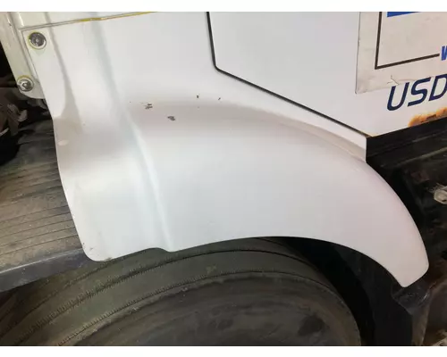 Volvo VNM Fender