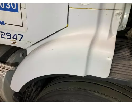 Volvo VNM Fender