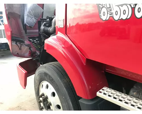 Volvo VNM Fender